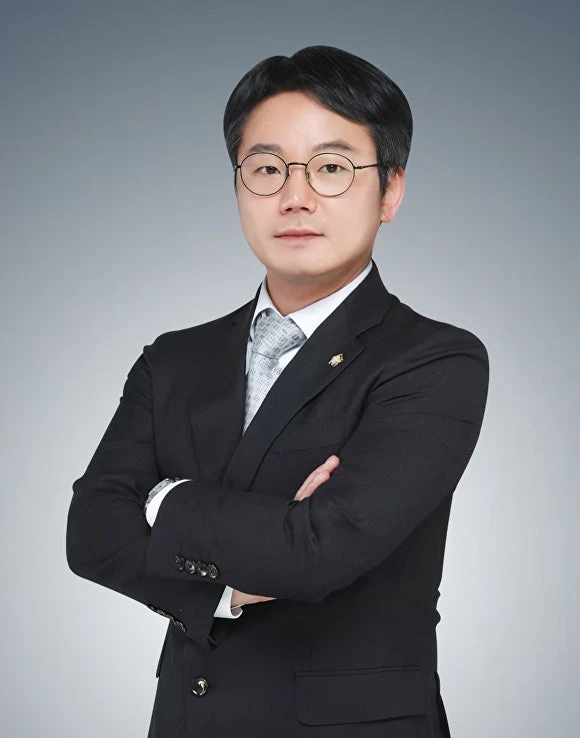 [법률돋보기]⑰ 다면평가 점수로 승진 탈락…인사권에도 한계가 있다