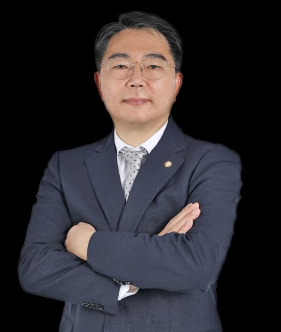 김민수변호사님